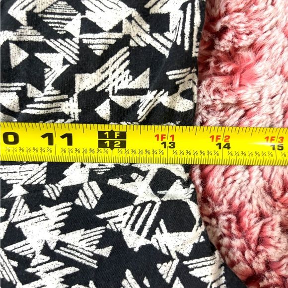 Aeropostale Graphic Graphite Black and White Geometric Fit & Flare Dress - Picture 7 of 9